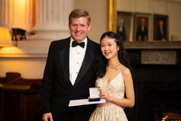 KIN student, Lynda Li, wins prestigious award at Global Undergraduate Summit